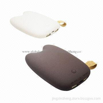 Dual USB Ports Power Bank for iPhone with 7,800mAh Capacity and Brilliant Design